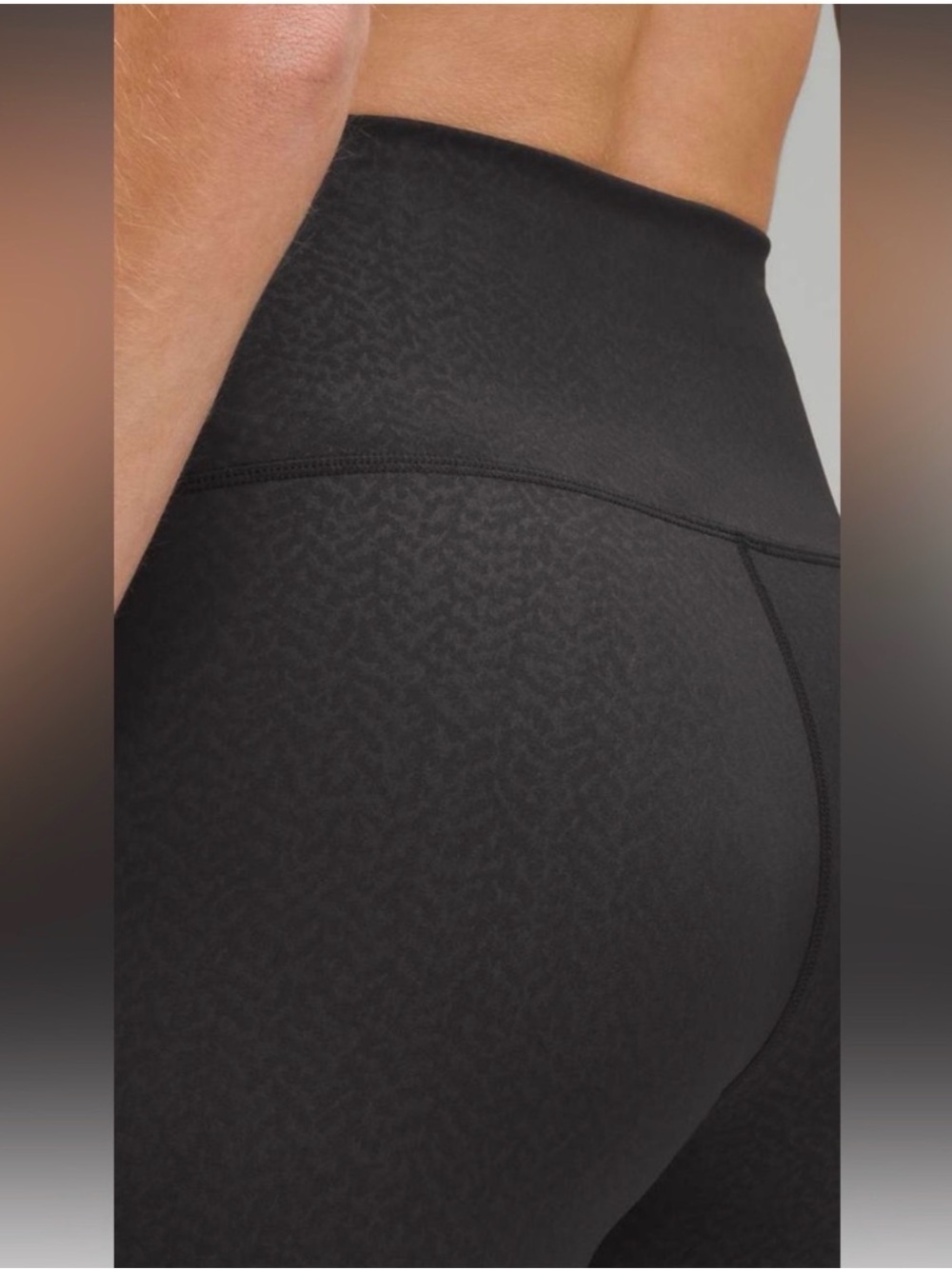 Lululemon Wonder Train Tights. Size 10